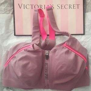 34DDD Incredible Knockout Ultra Max